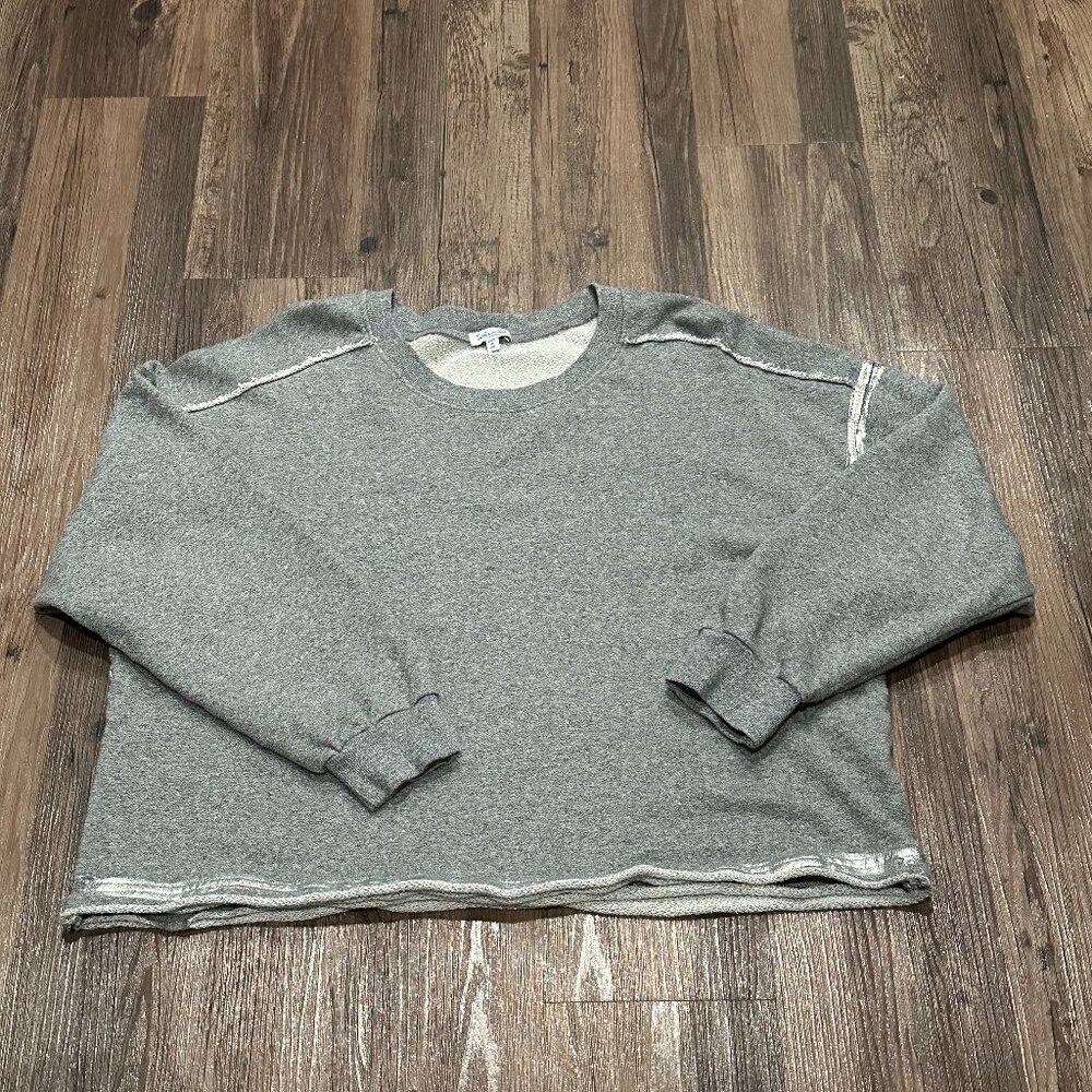 Splendid | Cropped Sweatshirt w/Silver Metallic Accents | Light Gray | Size L